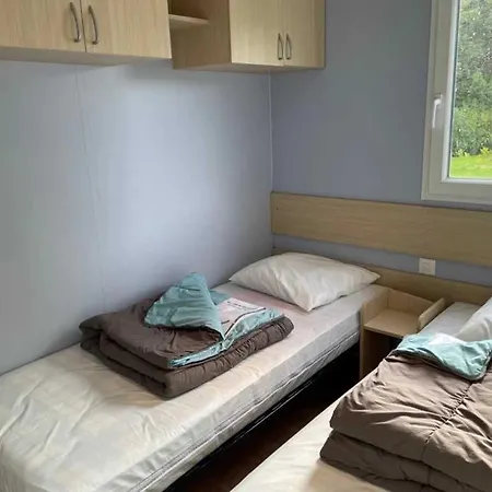 3 Etoiles - Piscine - Efb0gh Kamp alanı Erquy